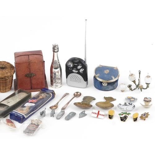 1372 - Sundry items including Guinness pin badges, caddy spoons and an alarm clock case