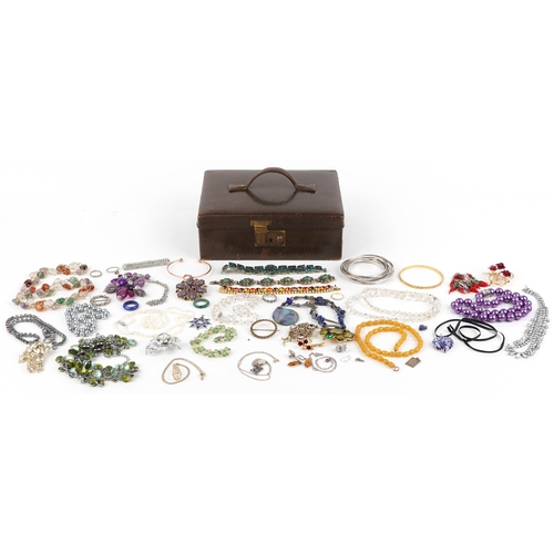 2796 - Vintage and later costume jewellery, some silver, including jewelled and enamelled brooches, silver ... 