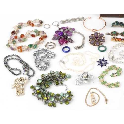 2796 - Vintage and later costume jewellery, some silver, including jewelled and enamelled brooches, silver ... 