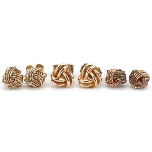 2537 - Three pairs of 9ct gold knot design stud earrings, the largest 6.5mm in diameter, total 2.5g