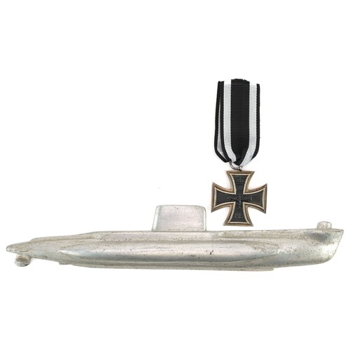 660 - German military interest Iron Cross and a U-boat plaque