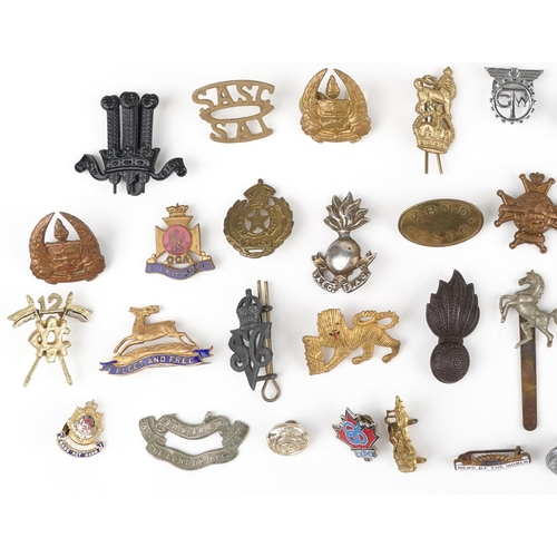 1846 - Collection of military interest cap badges and buttons including 3rd Derbyshire, King's Shropshire L... 