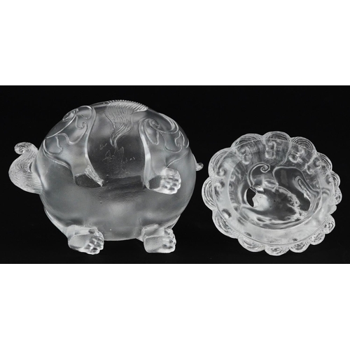 1317 - Chinese crystal censer and cover in the form of a qilin, 8.5cm in length