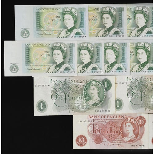 2198 - Elizabeth II Bank of England banknotes, various Chief Cashiers, including one pound note with serial... 