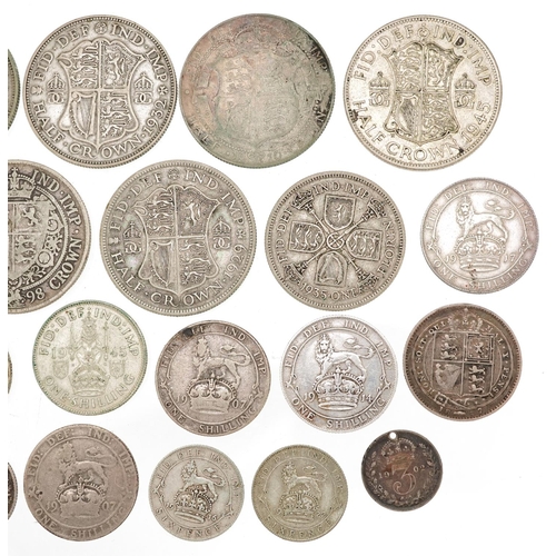 2075 - Victorian and later British coinage including 1898 half crown, 1866 sixpence and shillings, 140g