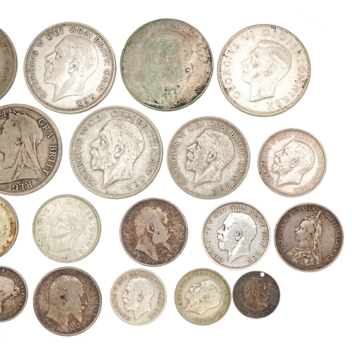 2075 - Victorian and later British coinage including 1898 half crown, 1866 sixpence and shillings, 140g