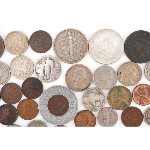 2106 - 19th century and later United States of America coinage, some silver, including half dollars, cents ... 