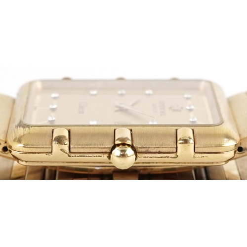 2752 - Raymond Weil, gentlemen's 18K gold plated Raymond Weil Colosseum quartz wristwatch with date apertur... 