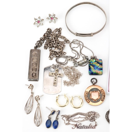 2768 - Antique and later silver jewellery and a pair of 9ct gold hoop earrings including pendants on chains... 