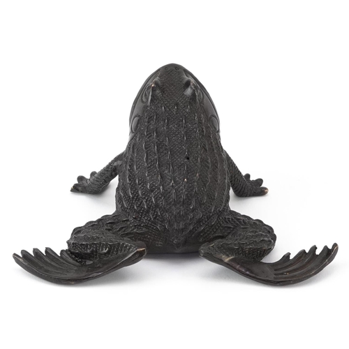 1516 - Japanese patinated bronze toad, 16cm wide