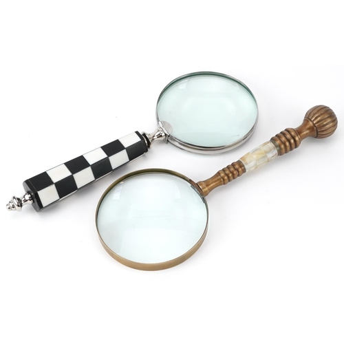 1495 - Two magnifying glasses including an example with chequered design handle, the largest 26cm in length