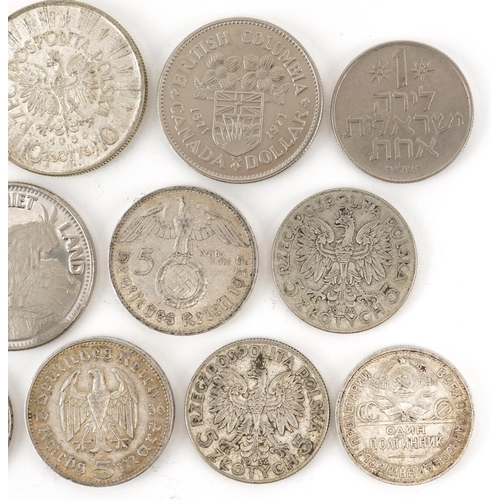 2115 - European coinage, some silver, including five reichs and one Dutch guilder, total 134g