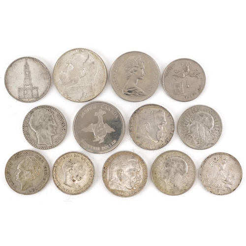 2115 - European coinage, some silver, including five reichs and one Dutch guilder, total 134g