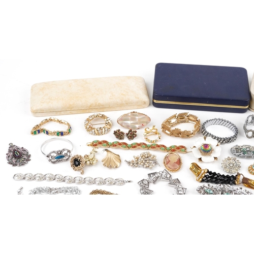 2821 - Vintage and later costume jewellery including Sarah Coventry bracelets and brooches, amber coloured ... 