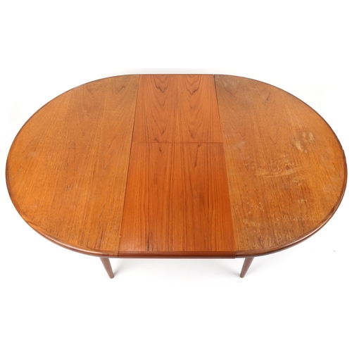 1009 - G Plan, mid century teak Fresco extending dining table, 73cm high x 121cm in diameter when closed