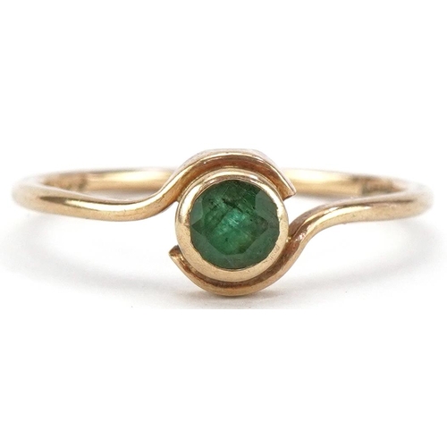 2336 - 9ct gold emerald solitaire ring, size K, 0.6g