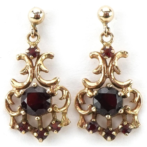 2321 - Pair of antique style 9ct gold garnet drop earrings, each 1.9cm high, total 1.2g