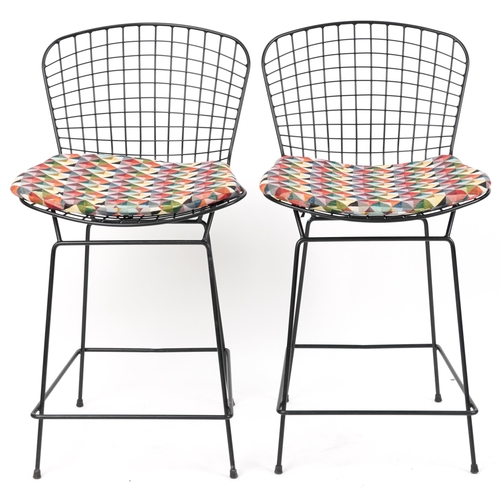1074 - Harry Bertoia, manner of Knoll, pair of metal barstools with cushioned seats, each 99cm high
