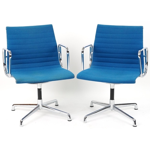 Manner of Charles and Ray Eames, Vitre style EA108 aluminium chair