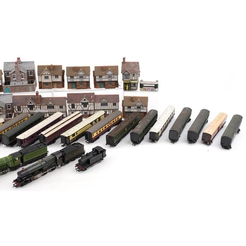 1555 - OO gauge model railway and accessories including Lima King George V locomotive with tender, Hornby F... 