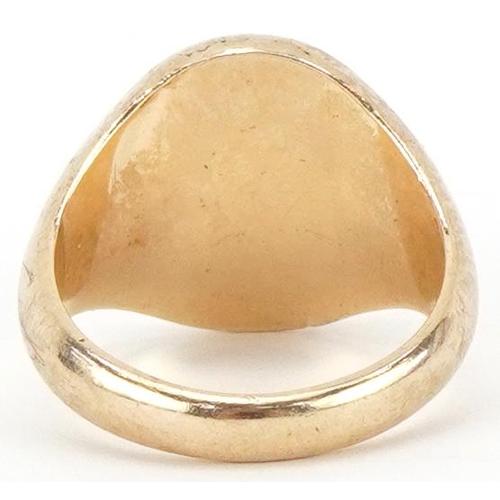 2430 - Heavy gentlemen's 9ct gold signet ring, size O, 10.9g