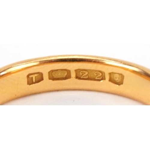 2420 - 22ct gold wedding band, London 1954, size O, 5.0g