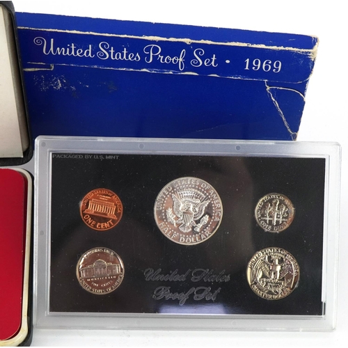 658 - United States of America, Canada and Cayman Islands coinage, some silver, including 1980 Proof Coina... 