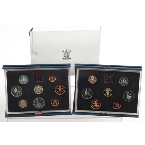 638 - British commemorative coinage including The Diamond Jubilee Monarch Majesty crown set by The London ... 