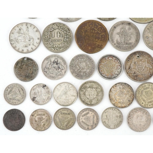 661 - 19th century and later world coinage, some silver, including 1944 two franc and Australian 1943 shil... 