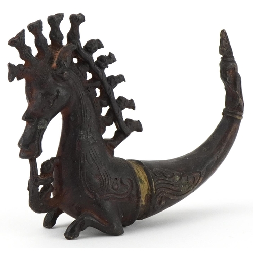 1420 - Batak bronze vessel in the form of a seahorse, 14cm in length