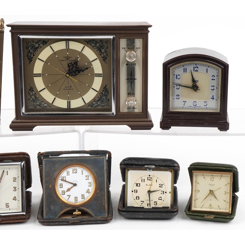 1437 - Vintage and later clocks including Smiths brown Bakelite mantle clock and Estyma Datomatic travel al... 