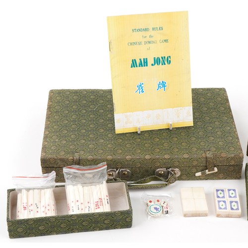 1531 - Vintage Chinese mahjong set housed in a fitted case, 32.5cm wide