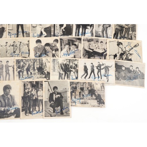 1278B - Collection of vintage Beatles A & BC chewing gum trade cards