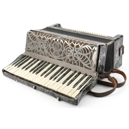 1243 - Cazali Verona accordion with case