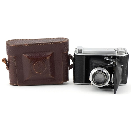 Vintage Voigtlander Voigtar camera with brown leather case xxx see jeannette