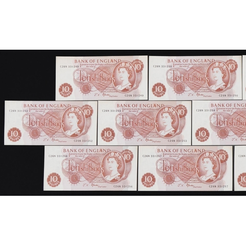 560 - Ten Elizabeth II Bank of England ten shilling bank notes with consecutive serial numbers, Chief Cash... 