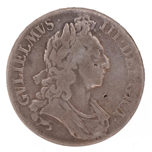 580 - William III 1695 silver crown dated 1695