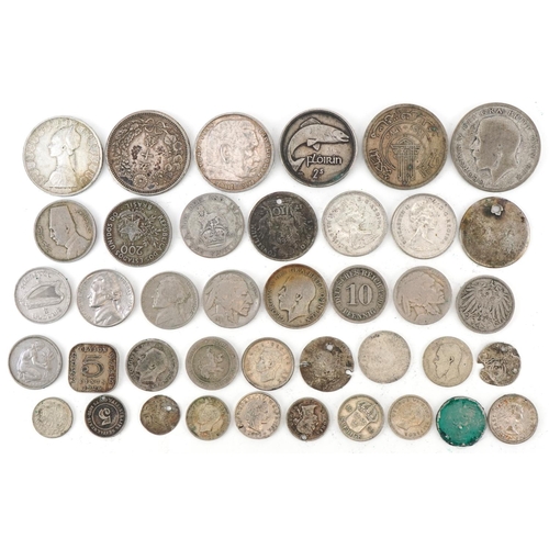 660 - Assorted silver and other coinage including European and Chinese