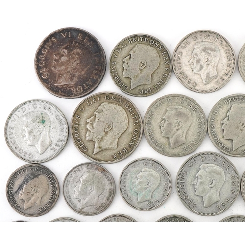 618 - Assorted British coinage to include half crowns, florins and shillings