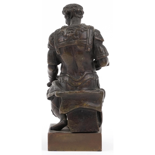 18 - Bronze statue of a seated Julius Caesar, 13cm high