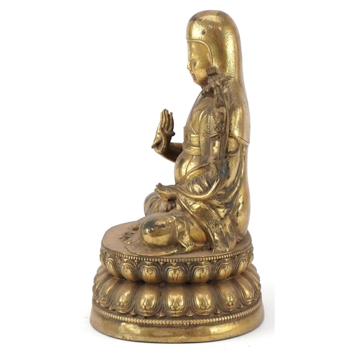 186 - Chino Tibetan gilt bronze Buddha, 24cm high