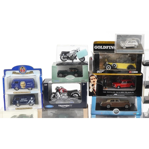 1684 - Vintage and later diecast collector's vehicles with boxes including Oxford, Corgi and Revell