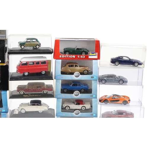 1684 - Vintage and later diecast collector's vehicles with boxes including Oxford, Corgi and Revell