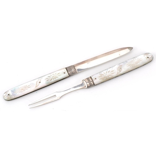 42 - Georgian mother of pearl flanked silver folding fruit knife and fork housed in a fitted case, incomp... 