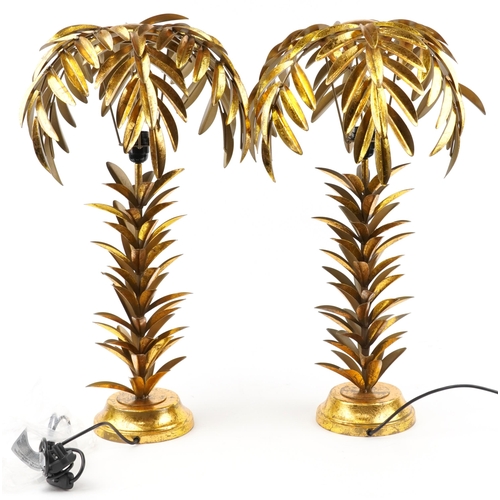 1477 - Pair of Hollywood Regency style gilt painted metal table lamps in the form of palm trees, each 72cm ... 