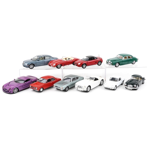 1665 - Ten 1:18 scale diecast vehicles including Maisto Jaguar S Type, Tonka MGA Twin Cam and Burago 1961 J... 