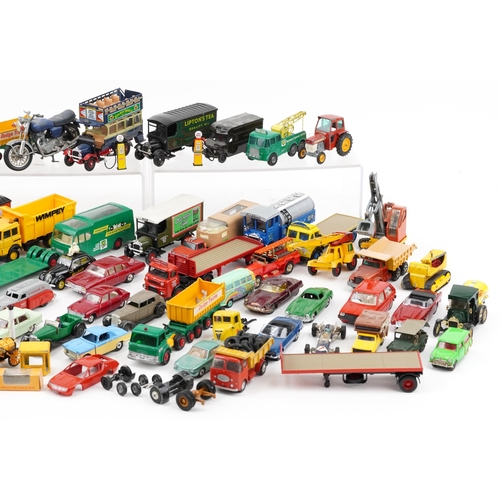 1634 - Vintage and later collector's vehicles, predominantly diecast, including Lledo, Matchbox and Corgi