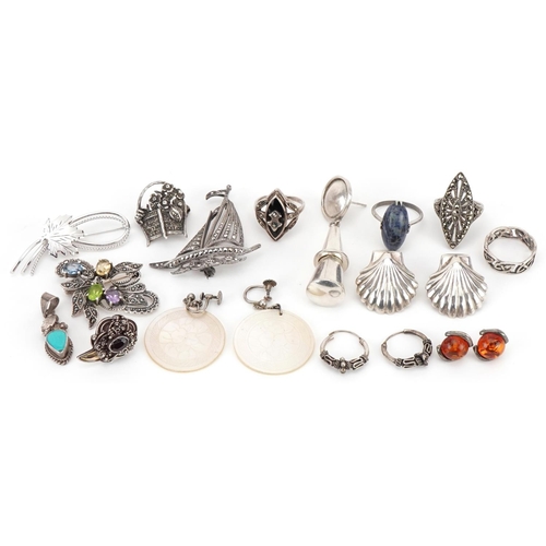 2687 - Vintage and later silver and white metal jewellery, some set with semi precious stones, including ri... 