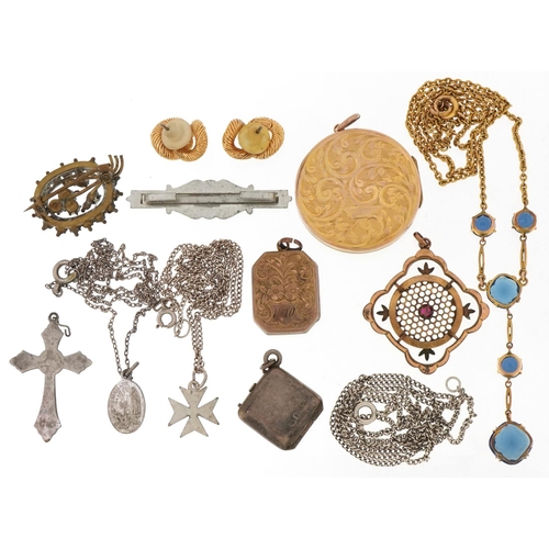 2690 - Antique and later jewellery including two 9ct gold back and front lockets, Edwardian gold plated ope... 