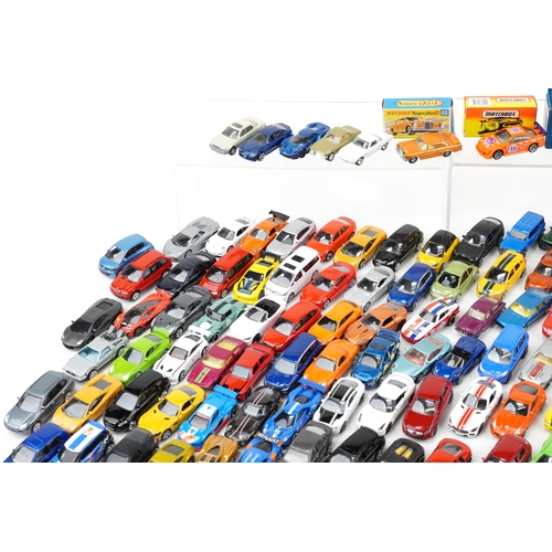 1682 - Vintage and later collector's vehicles, predominantly diecast, including Matchbox, Hot Wheels and Ma... 